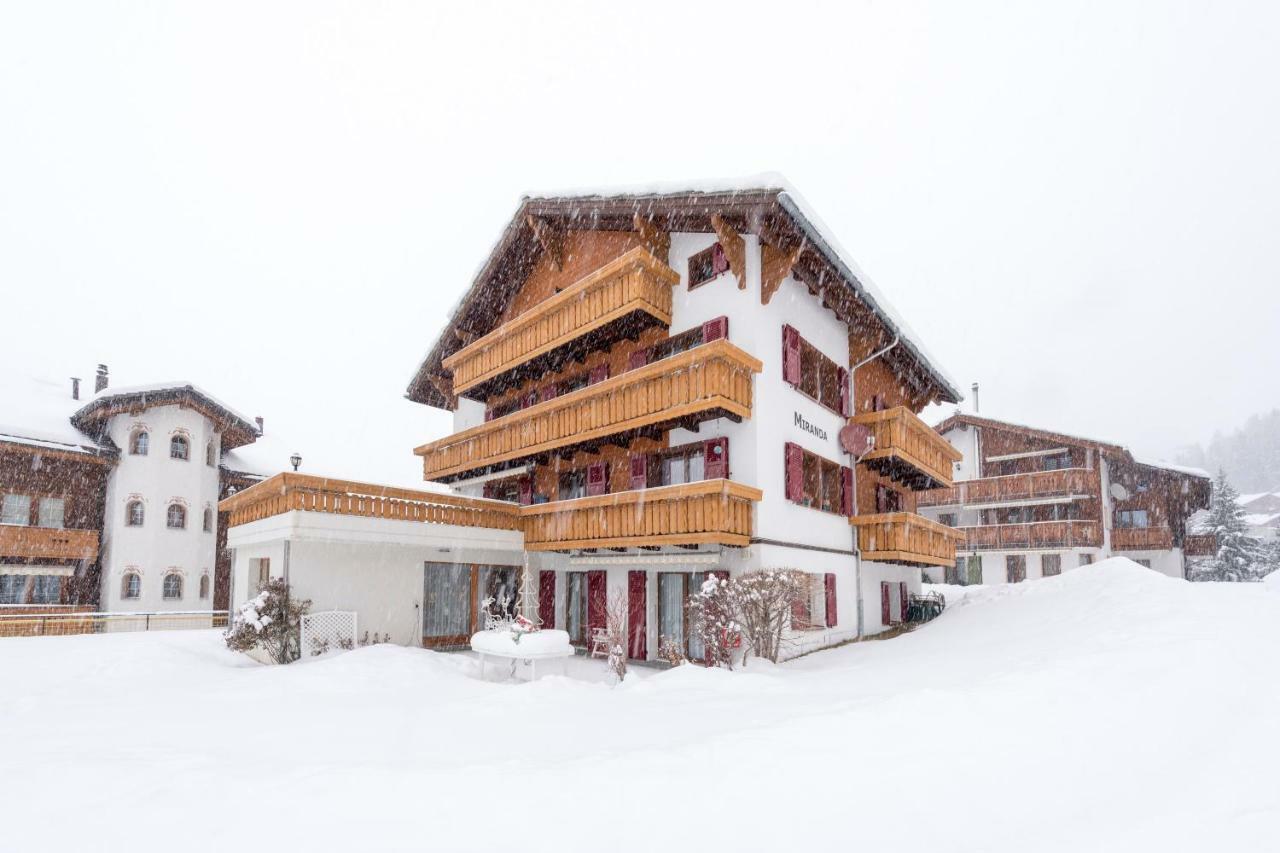 Haus Miranda Graechen Appartement Buitenkant foto